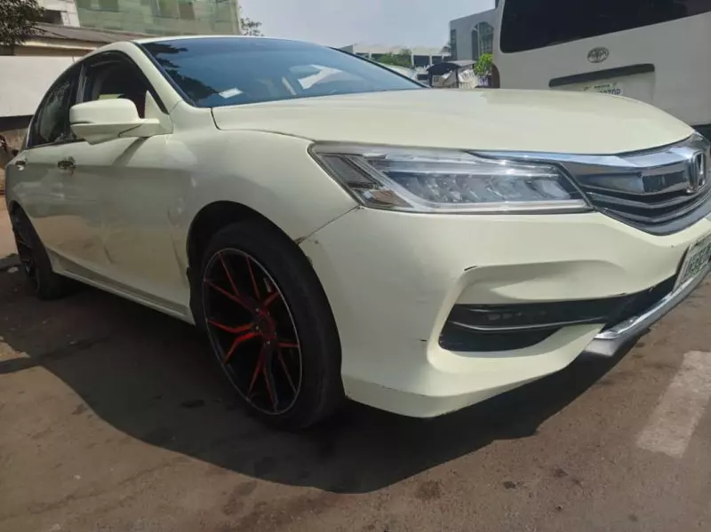 Honda Accord   - 2014