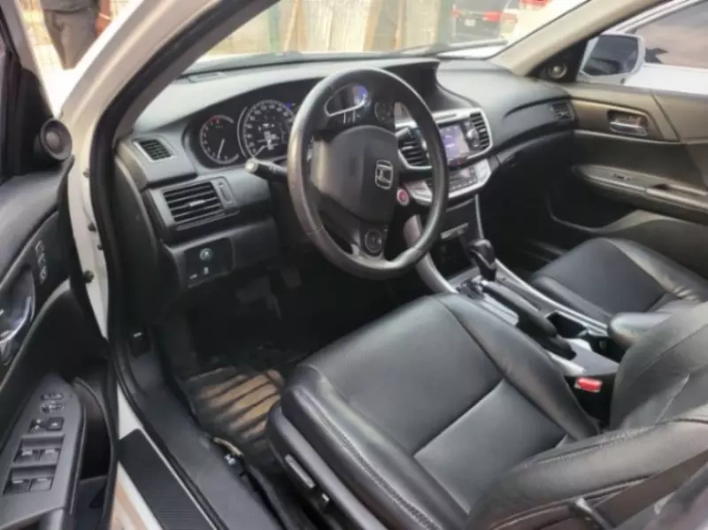 Honda Accord   - 2009