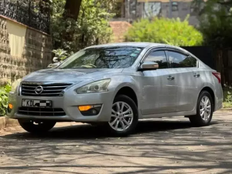 Nissan Teana   - 2017