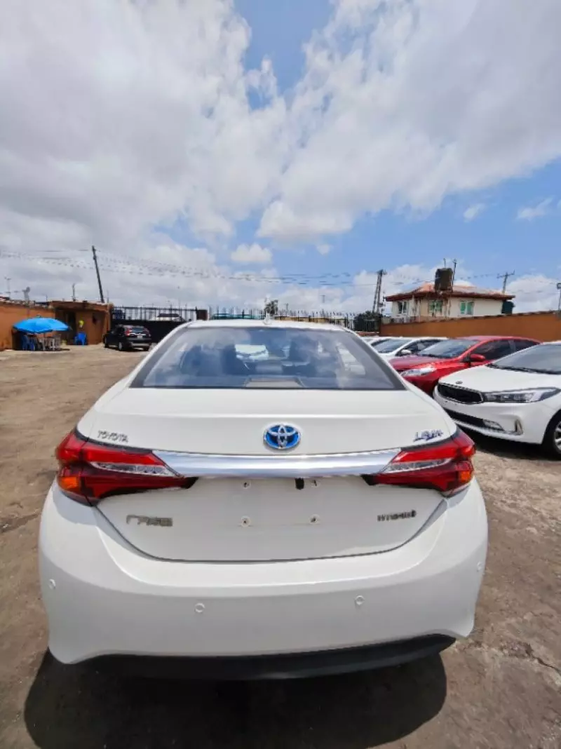 Toyota Corolla   - 2018