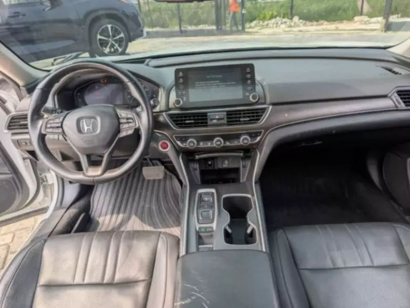 Honda Accord   - 2018