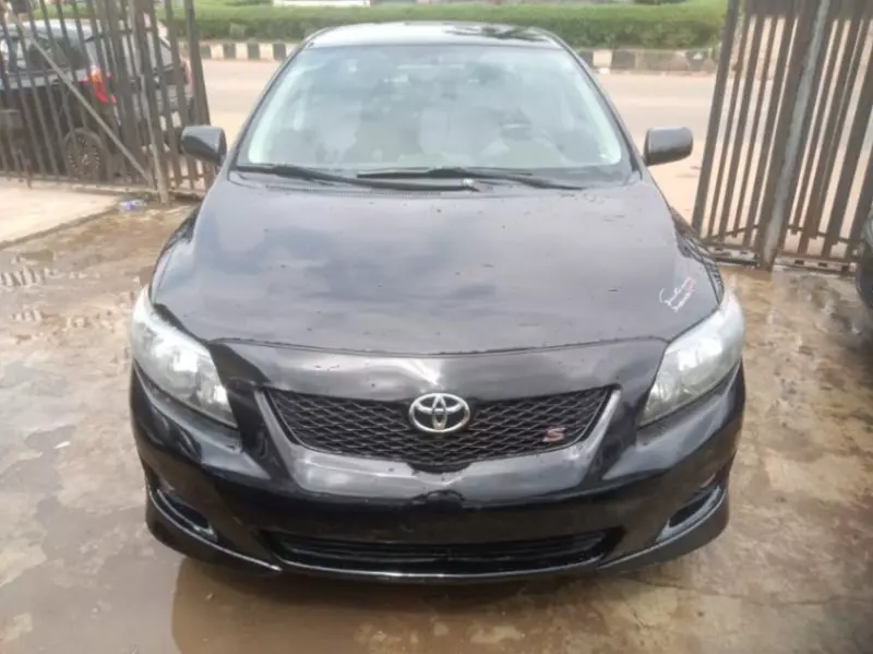 Toyota Corolla   - 2008