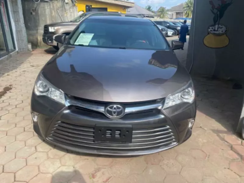 Toyota Camry   - 2017
