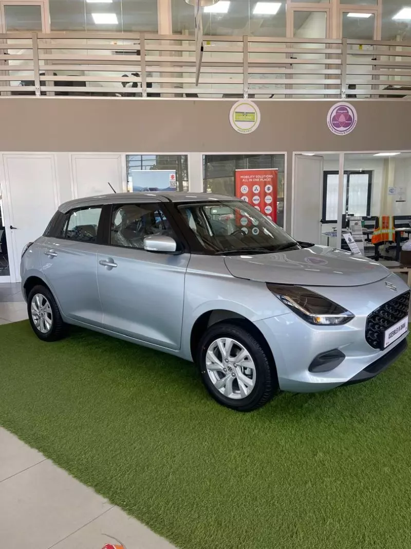 SUZUKI Swift   - 2025