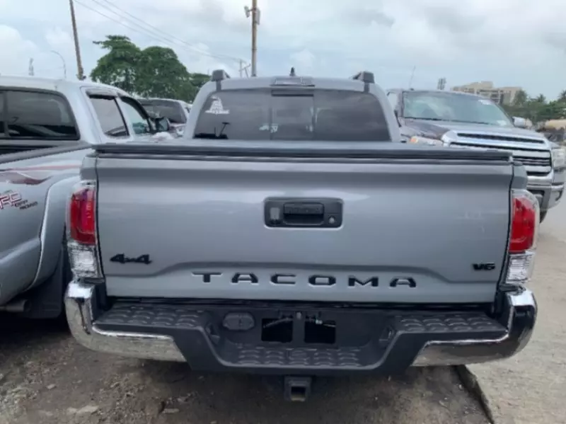 Toyota Tacoma   - 2020