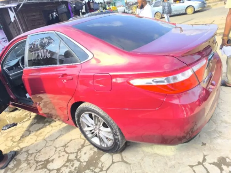 Toyota Camry   - 2017