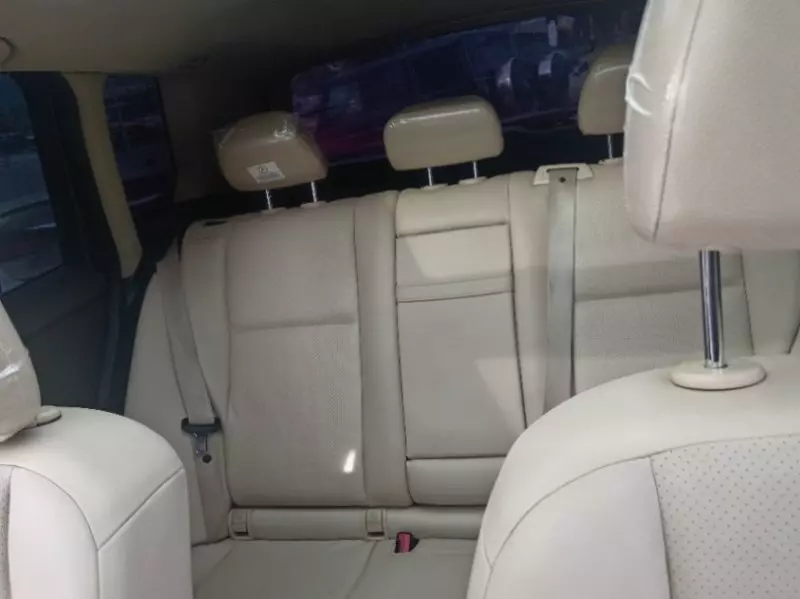 Mercedes-Benz GLK 350   - 2013