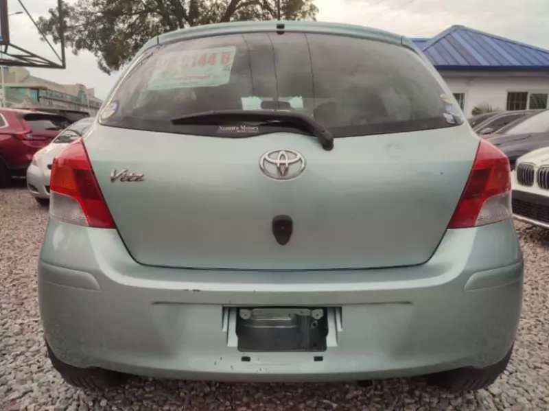 Toyota Vitz - 2010