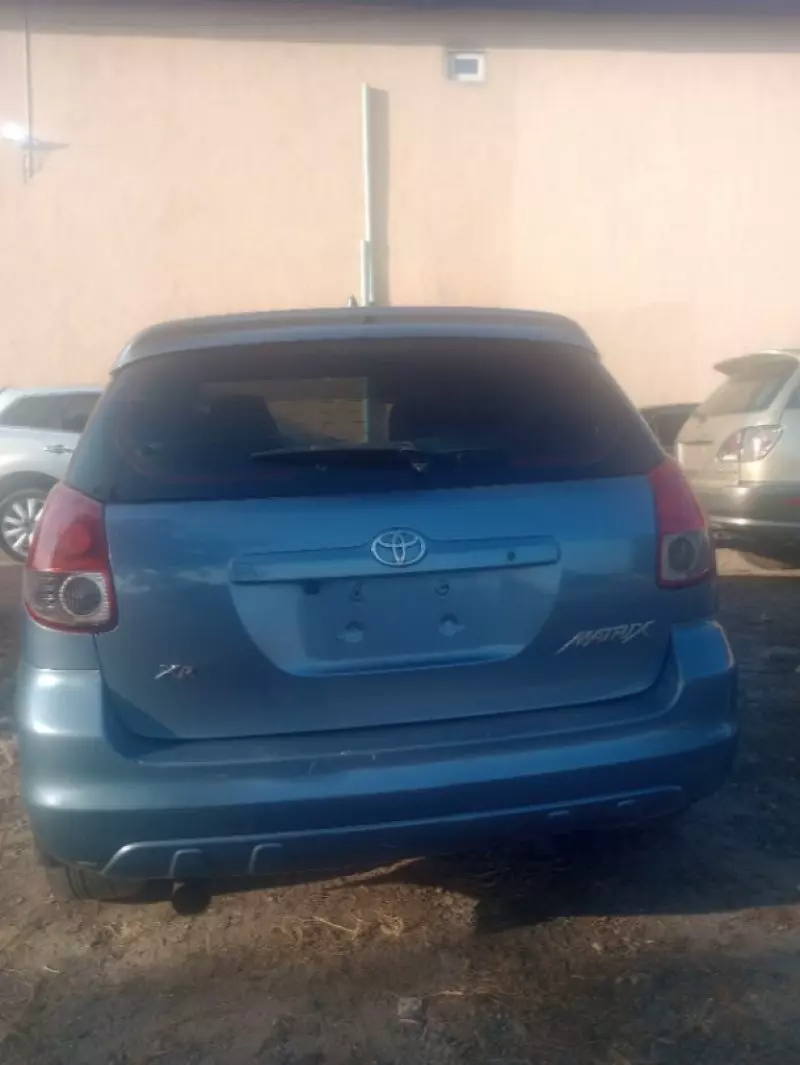 Toyota Matrix   - 2003