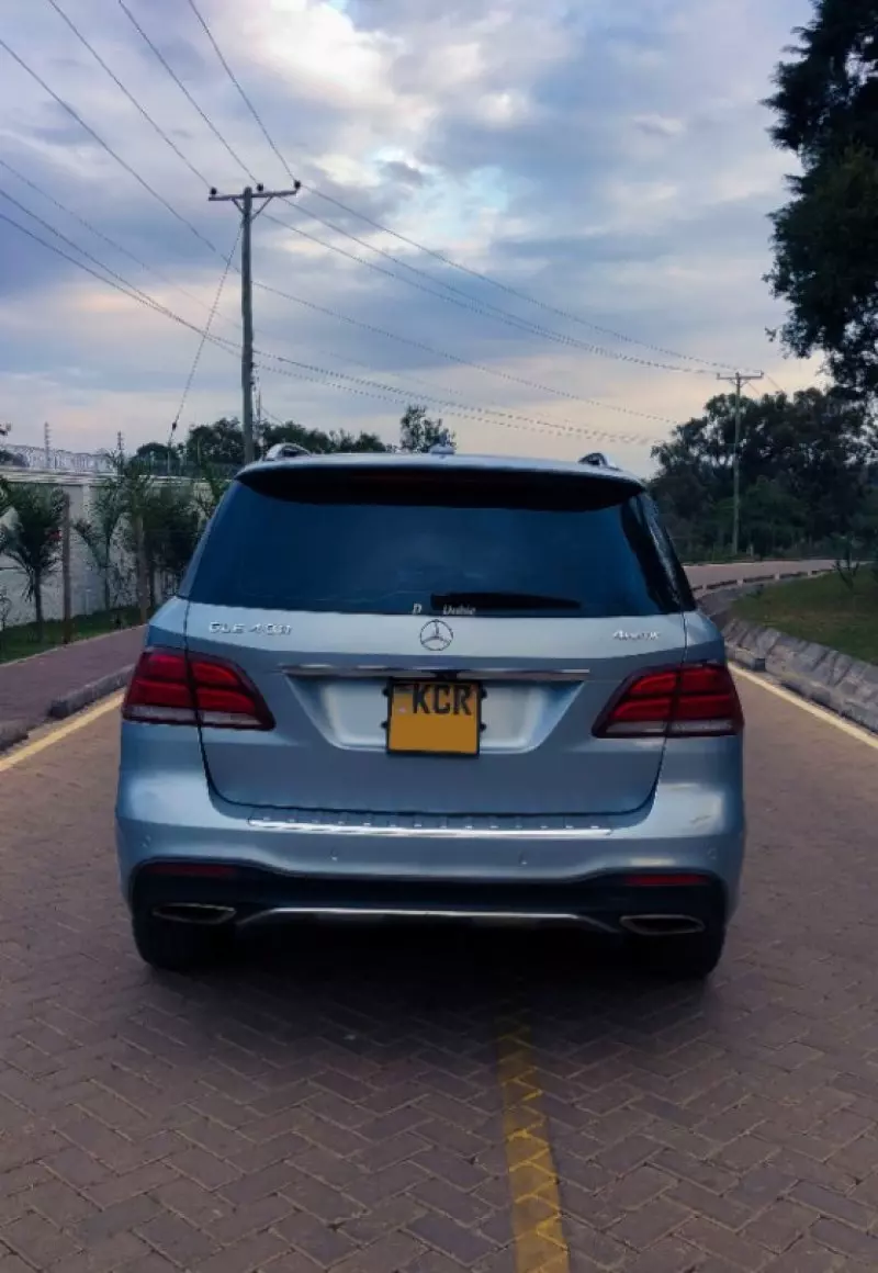 Mercedes-Benz GLE 400   - 2017
