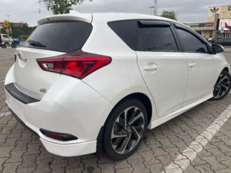 Toyota Corolla   - 2018