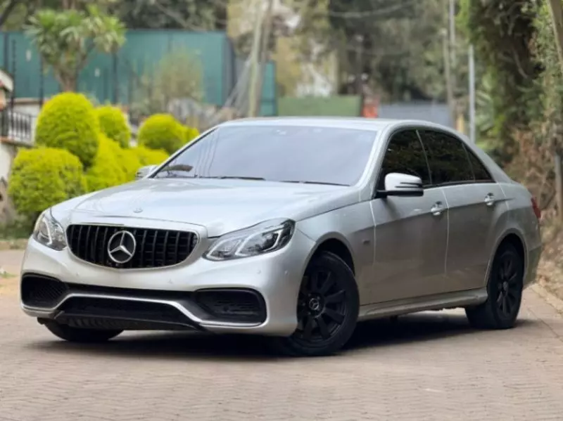 Mercedes-Benz E 250   - 2011