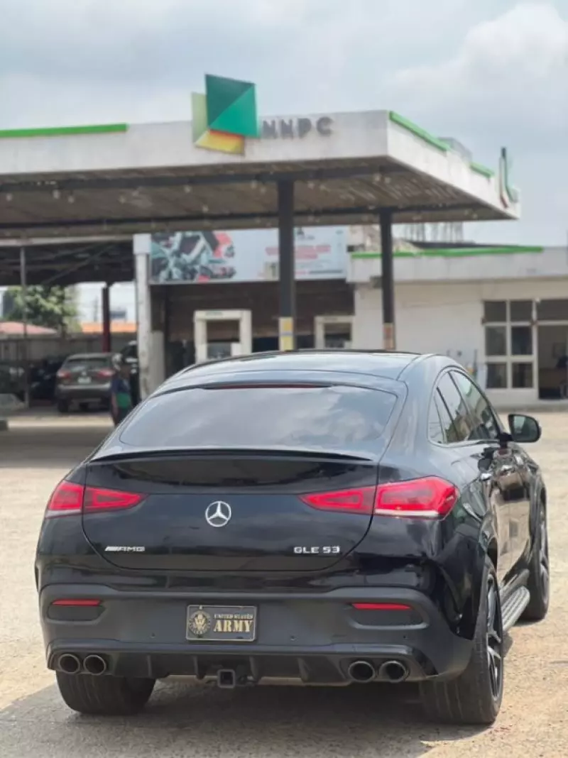 Mercedes-Benz GLE-Class   - 2021