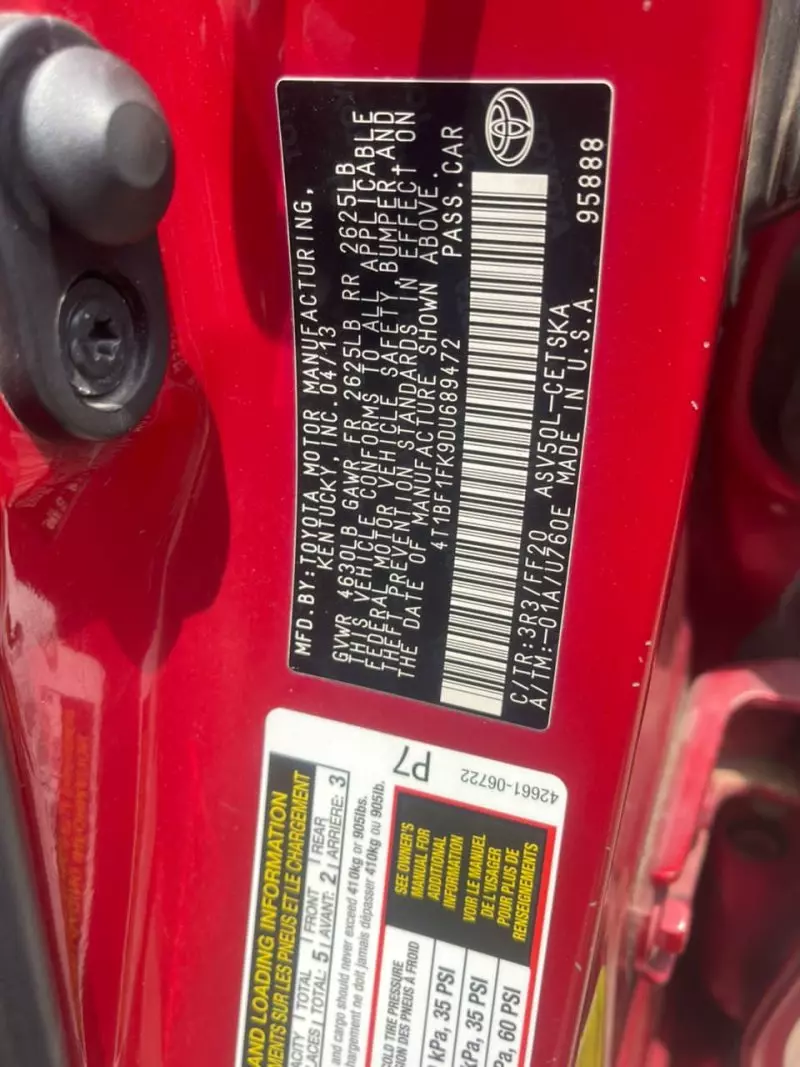 Toyota Camry   - 2013