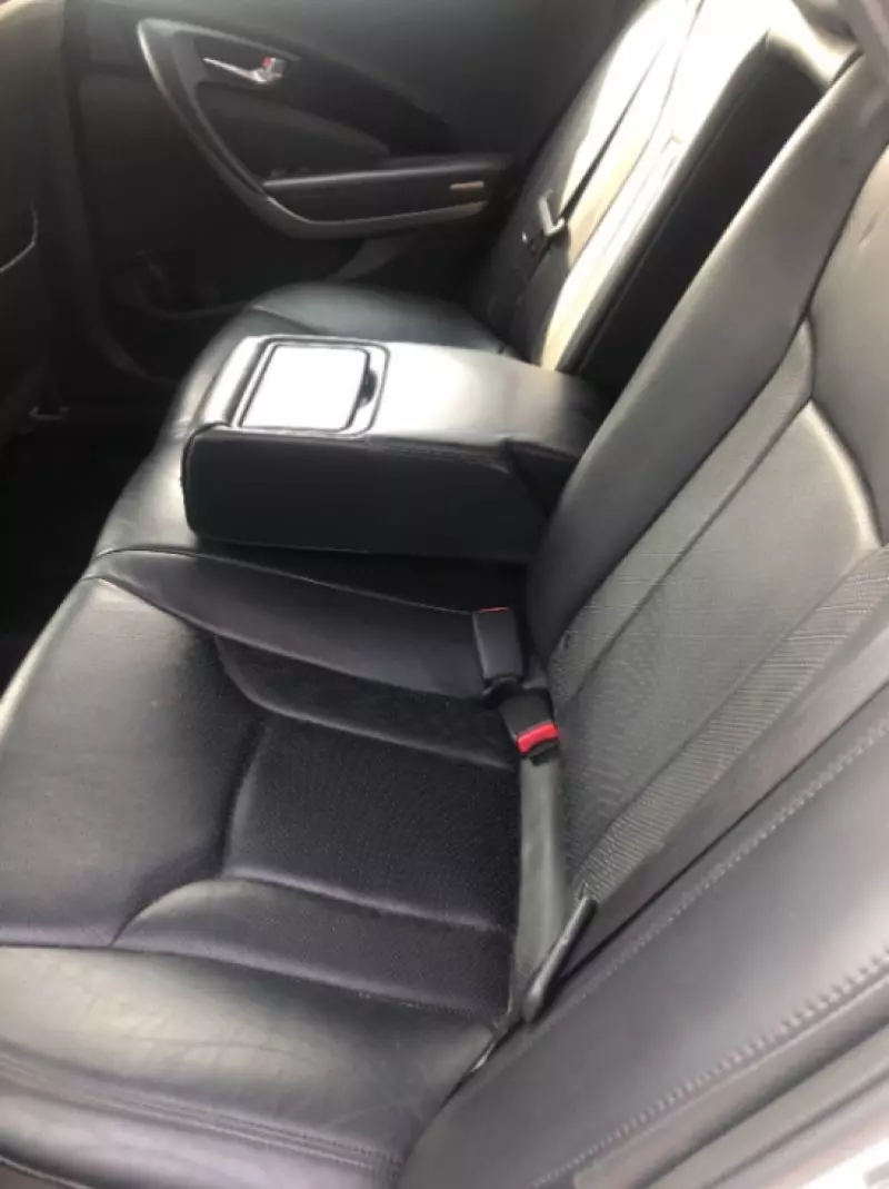 Hyundai Azera   - 2012