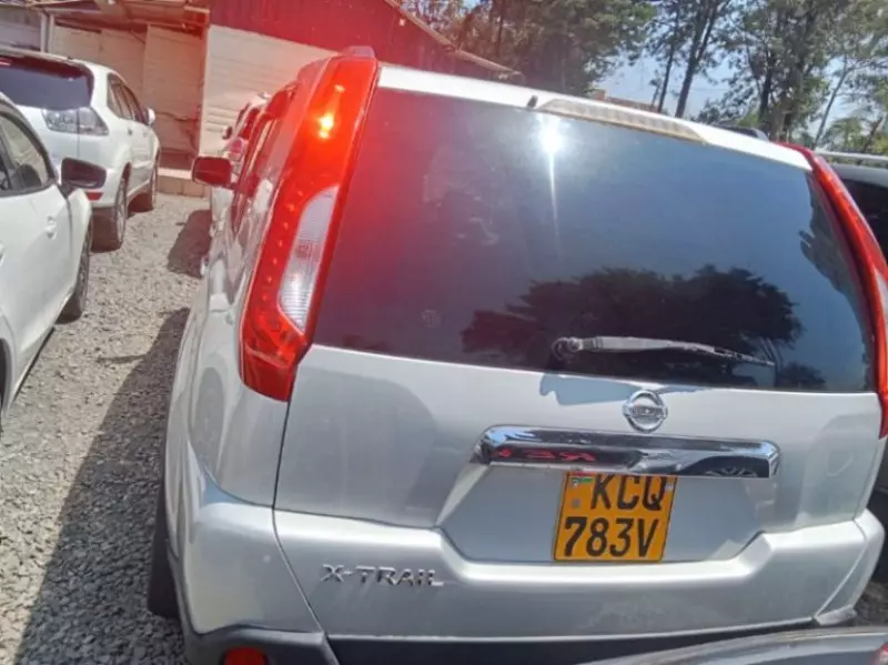 Nissan X-Trail   - 2011