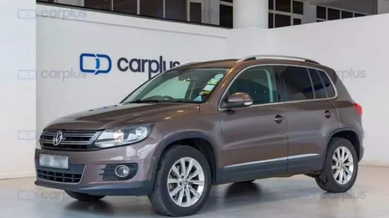Volkswagen Tiguan   - 2013