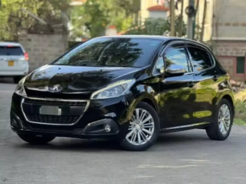 Peugeot 208   - 2018