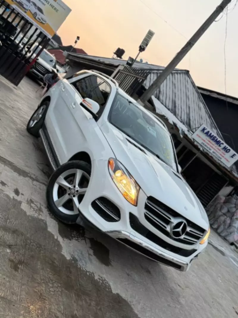 Mercedes-Benz GLE 350   - 2016
