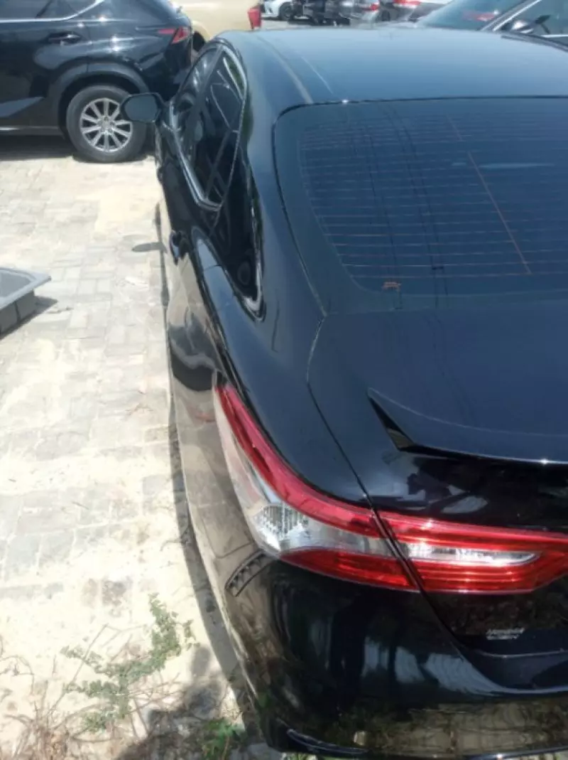 Toyota Camry   - 2018