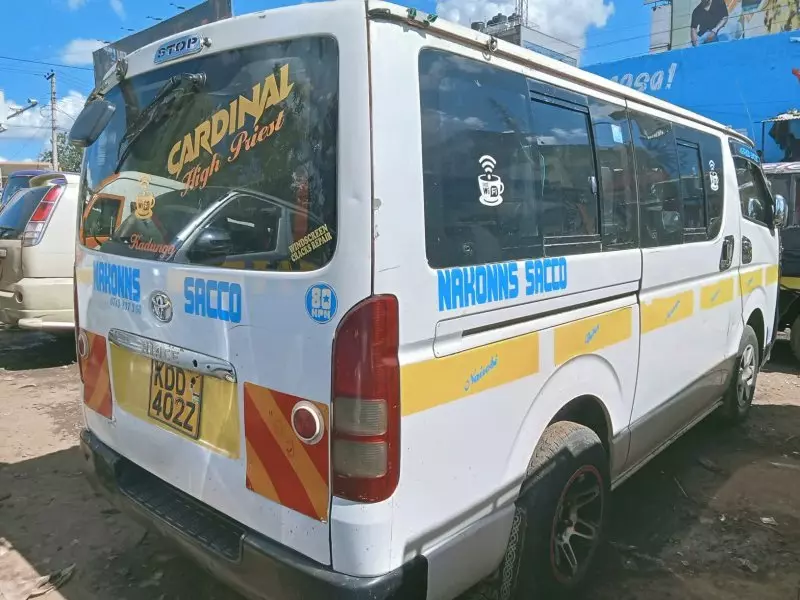 Toyota Hiace   - 2013