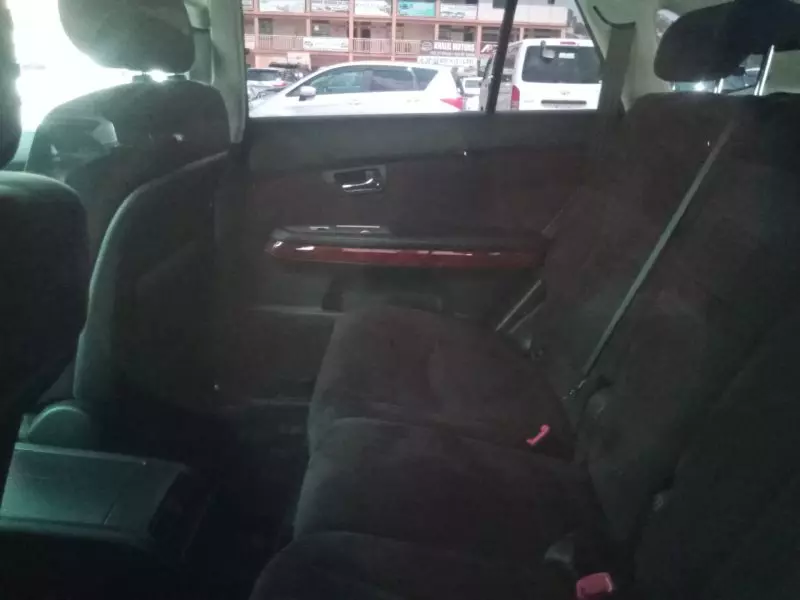Toyota Harrier   - 2011