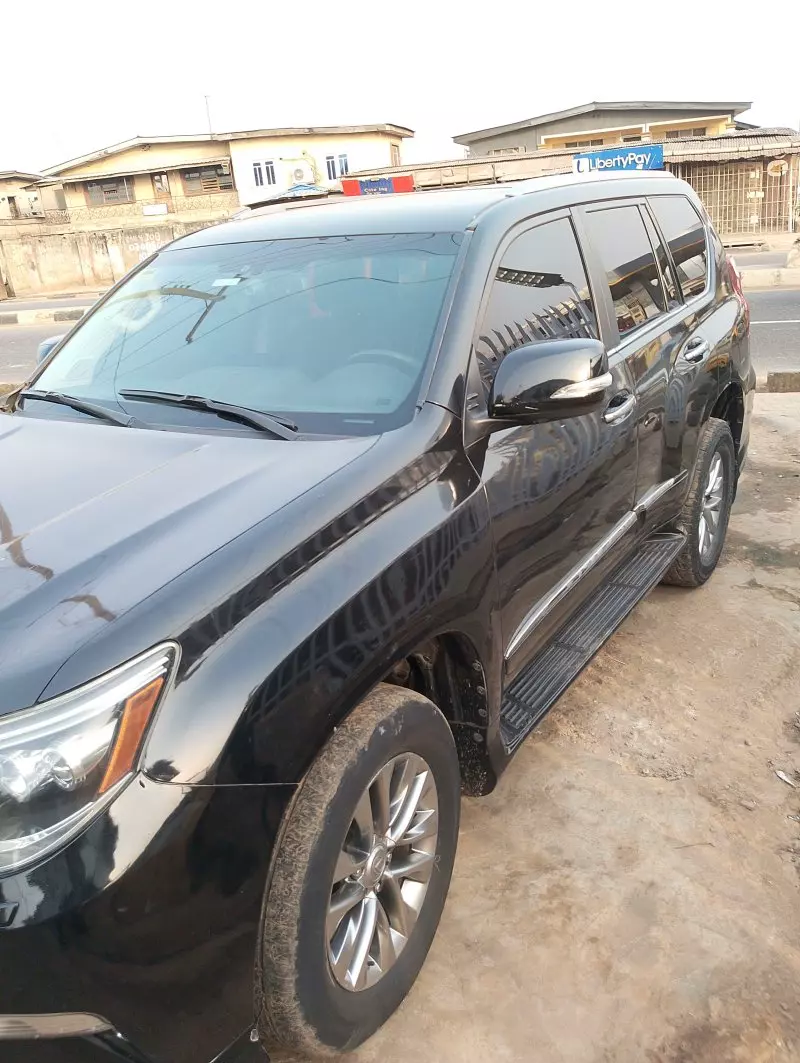 Lexus GX 460   - 2014