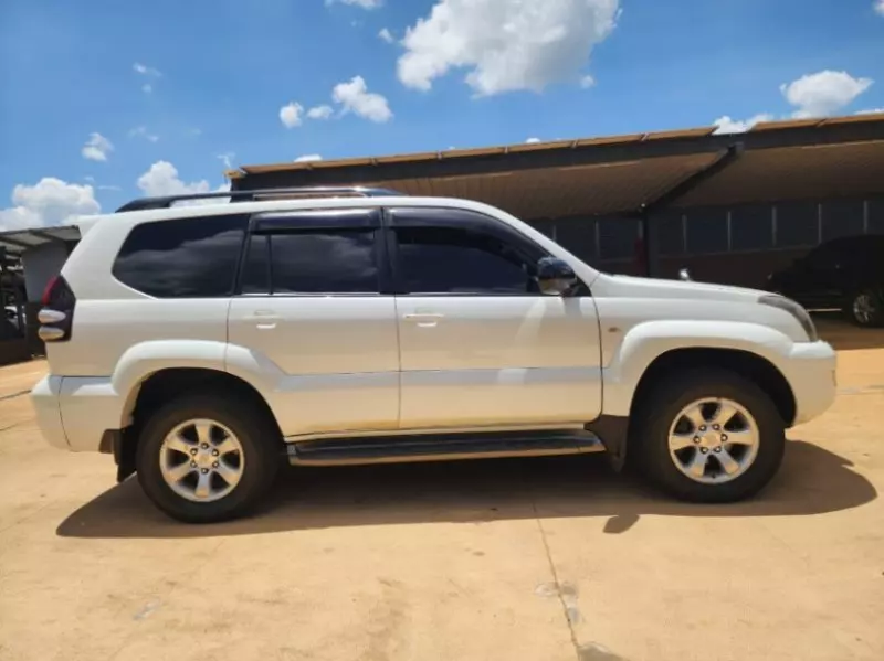 Toyota Land Cruiser - 2006