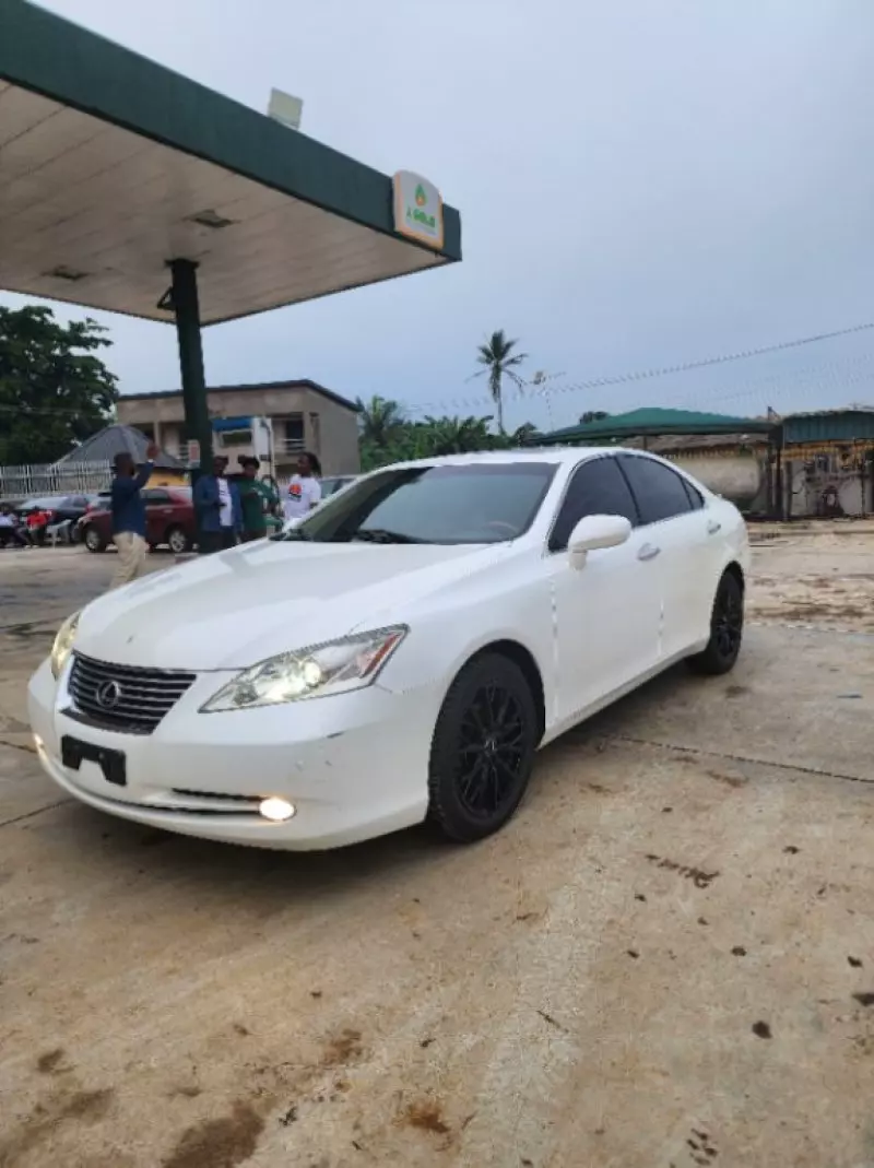 Lexus ES   - 2008