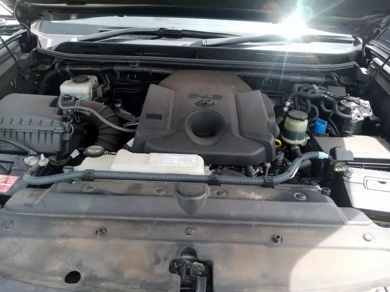 Toyota Landcruiser Prado   - 2015