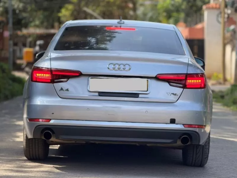 Audi A4   - 2016