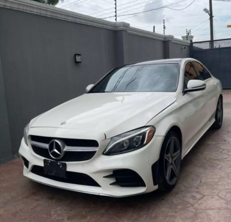 Mercedes-Benz C 300   - 2016