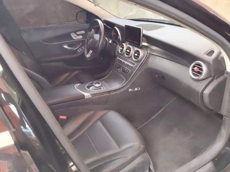 Mercedes-Benz C 300   - 2017