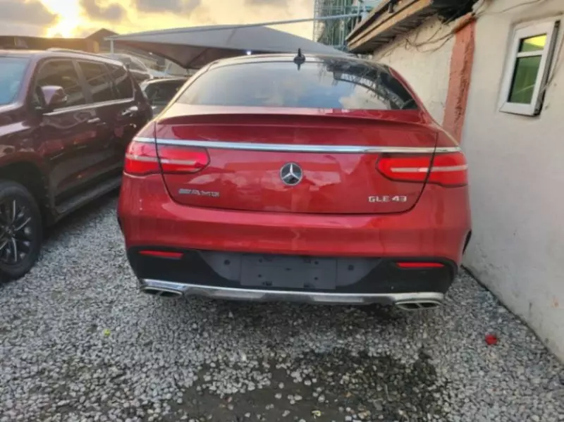 Mercedes-Benz GLE 43 AMG   - 2017