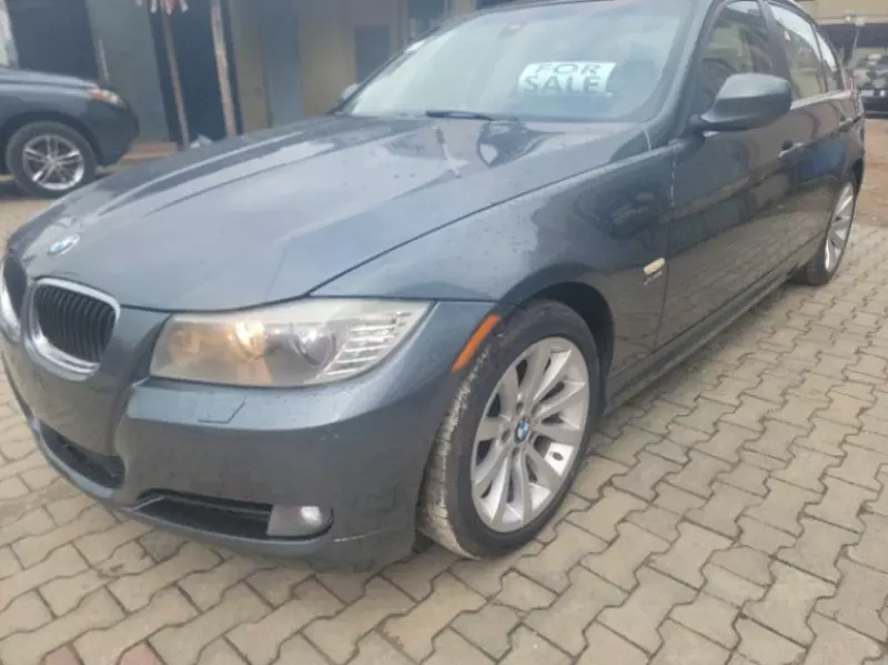 BMW 328   - 2011