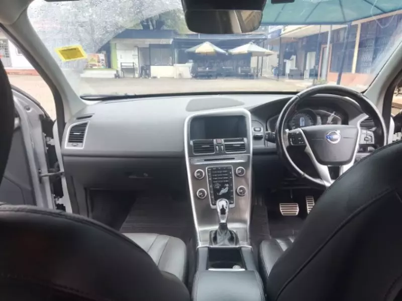 Volvo XC60   - 2015