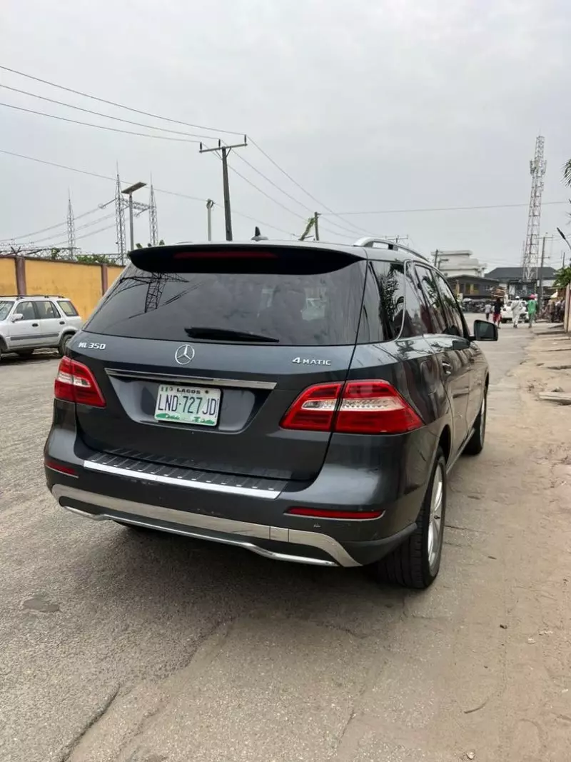 Mercedes-Benz ML 350 - 2013