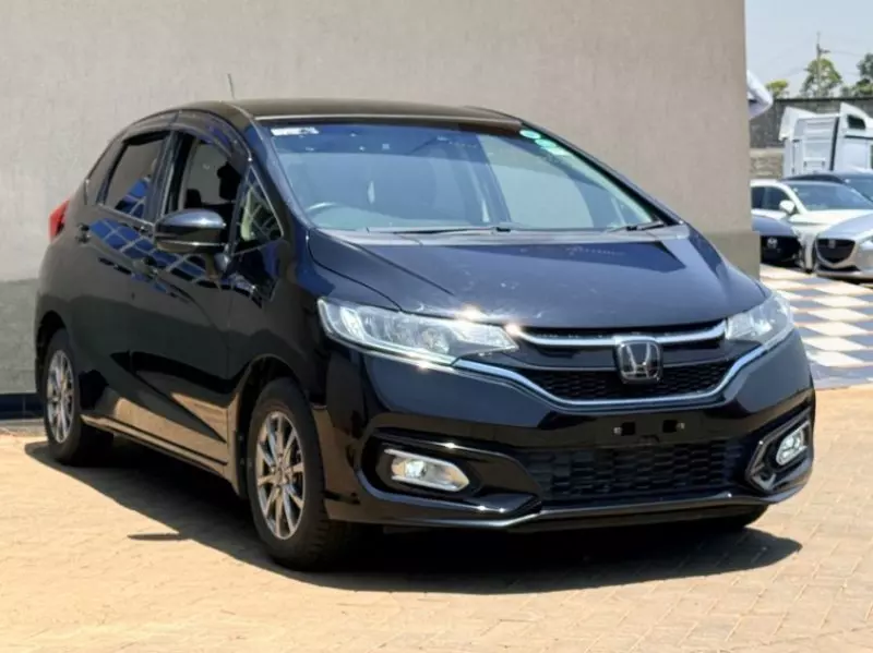 Honda Fit Hybrid    - 2018