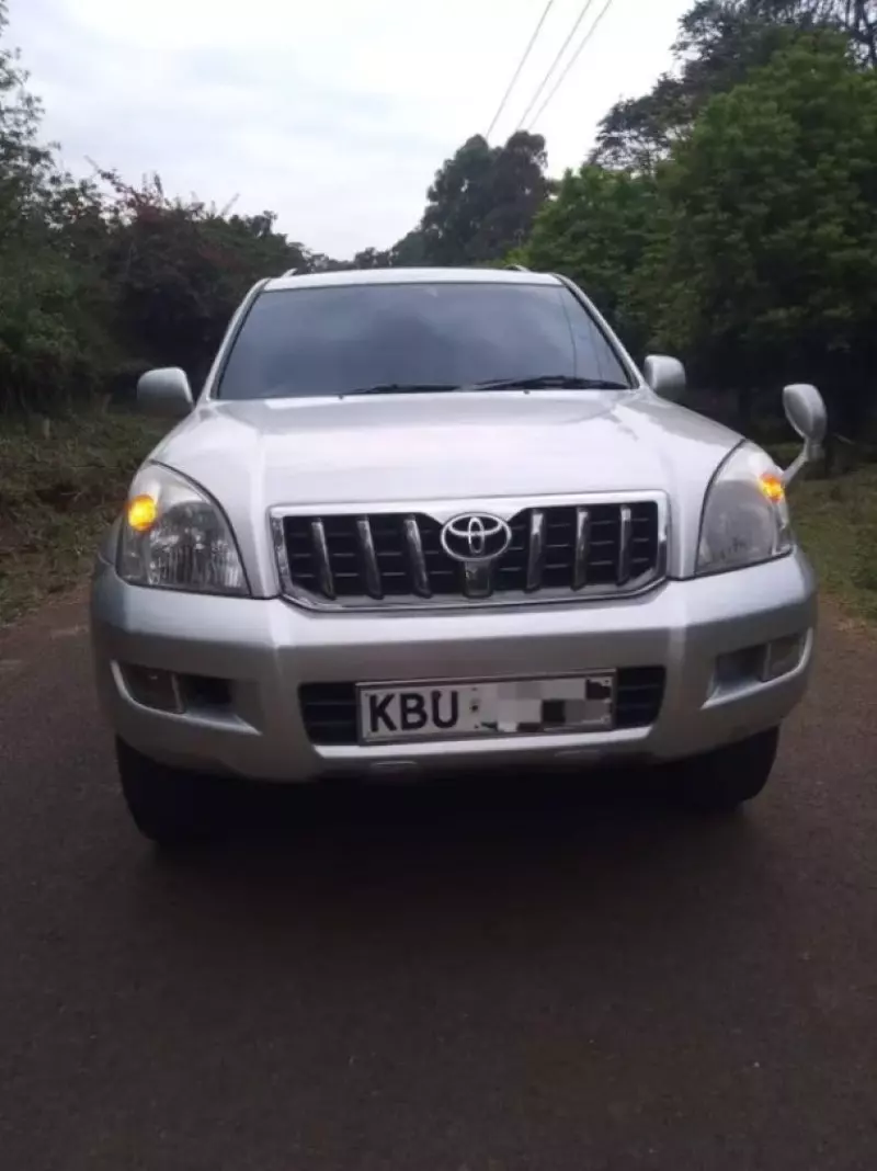 Toyota Land Cruiser Prado   -