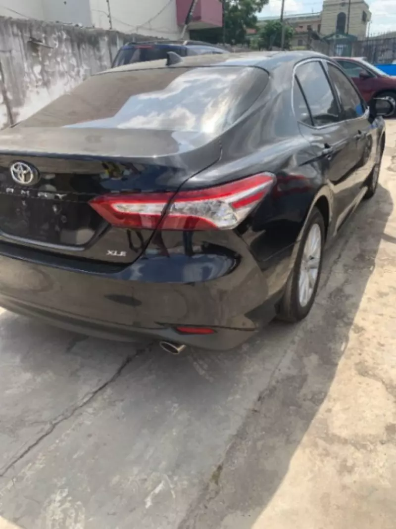 Toyota Camry   - 2019