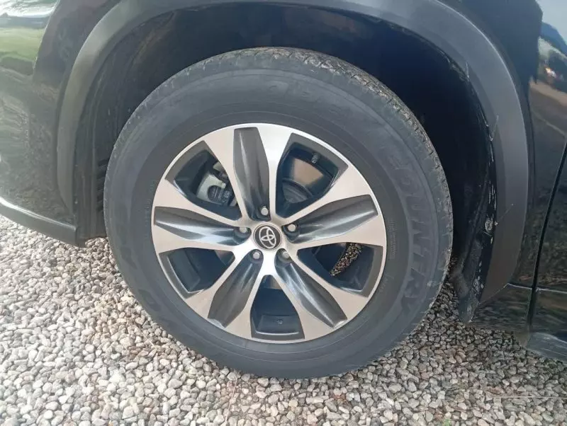 Toyota Highlander   - 2022