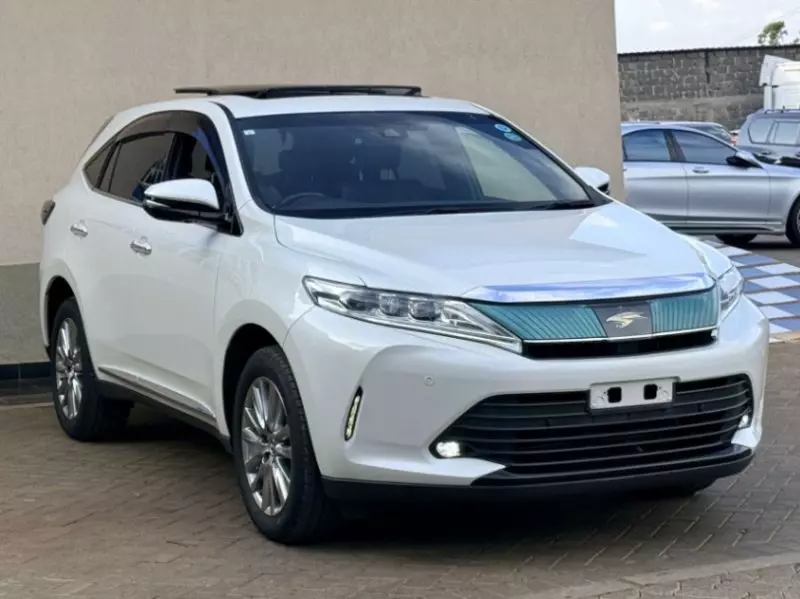 Toyota Harrier   - 2019