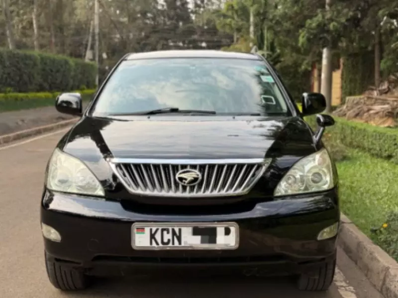 Toyota Harrier   - 2010