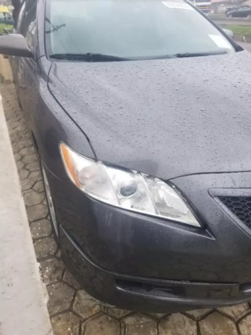 Toyota Camry   - 2007