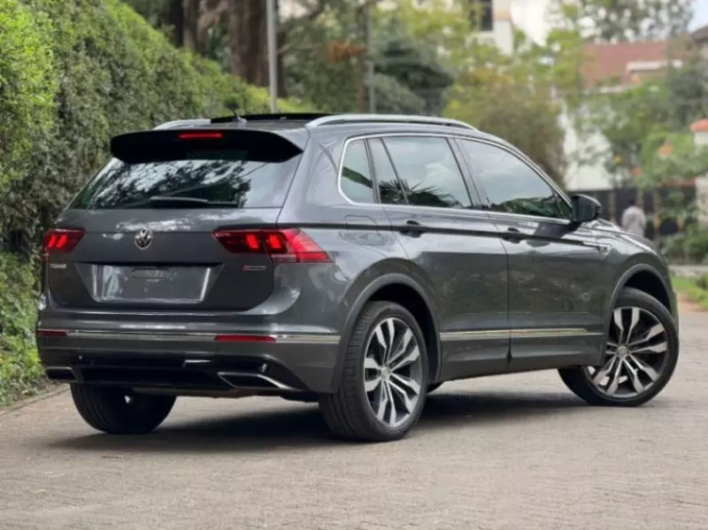 Volkswagen Tiguan   - 2018