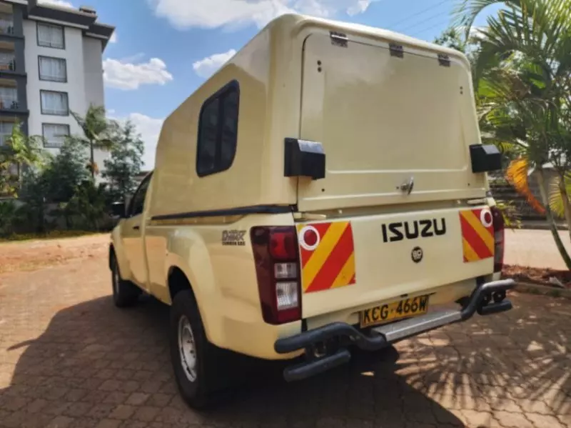 Isuzu D-Max   - 2015