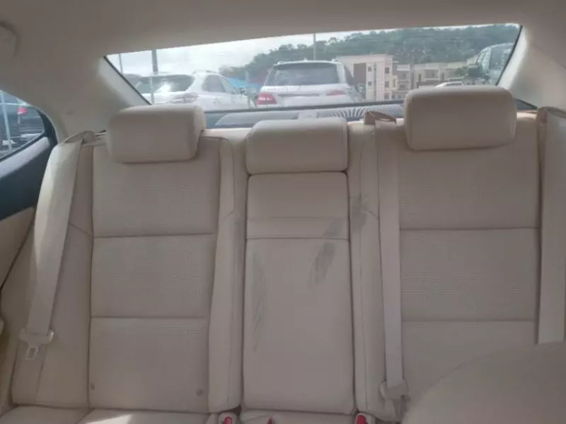 Lexus ES 350   - 2013