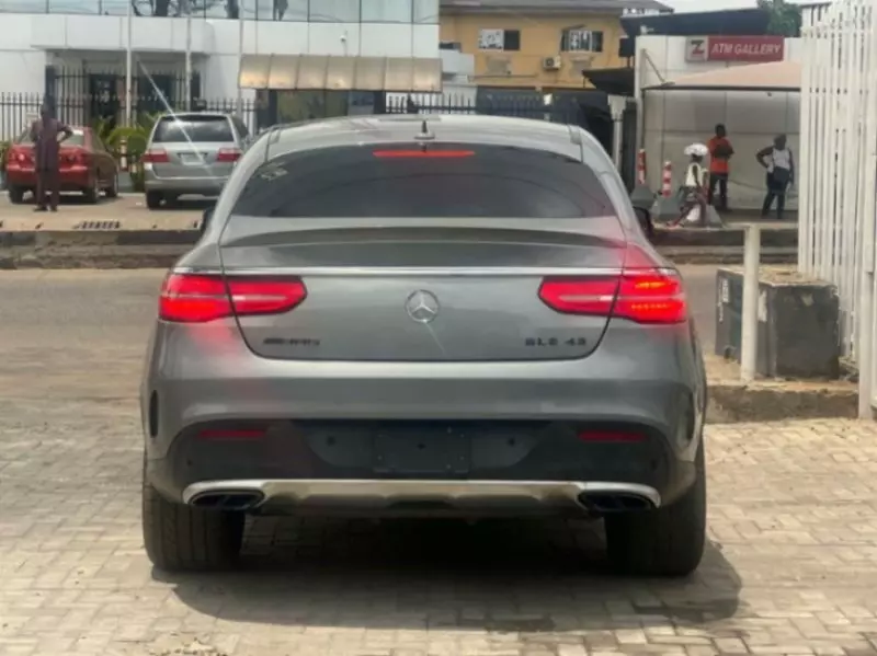 Mercedes-Benz GLE 43 AMG   - 2016