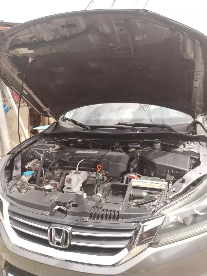 Honda Accord   - 2015