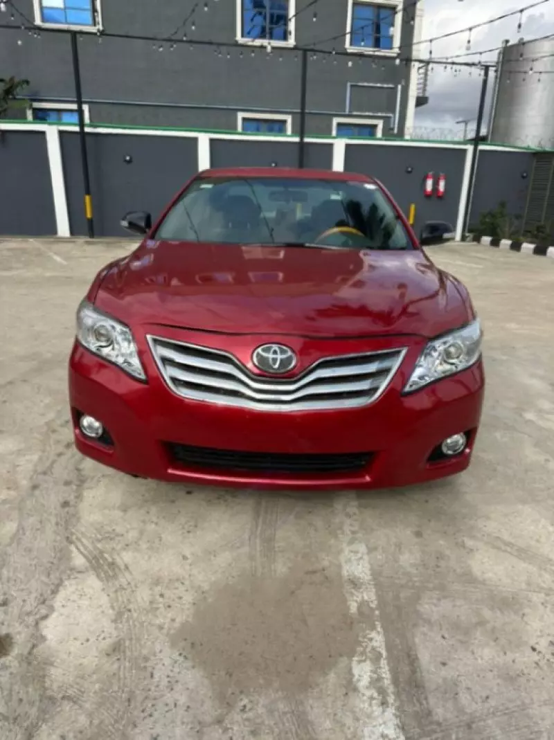 Toyota Camry   - 2006